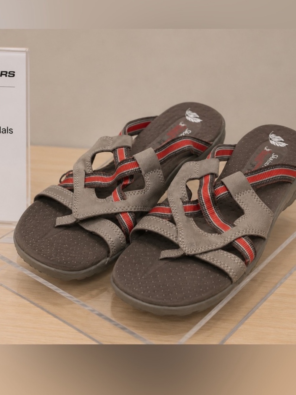 Skechers Reggae Great Escape strappy trail sandals size 7 women’s